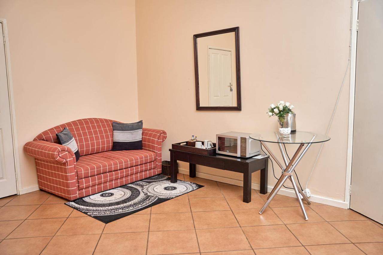 Seaview Executive Guest House متونزيني المظهر الخارجي الصورة